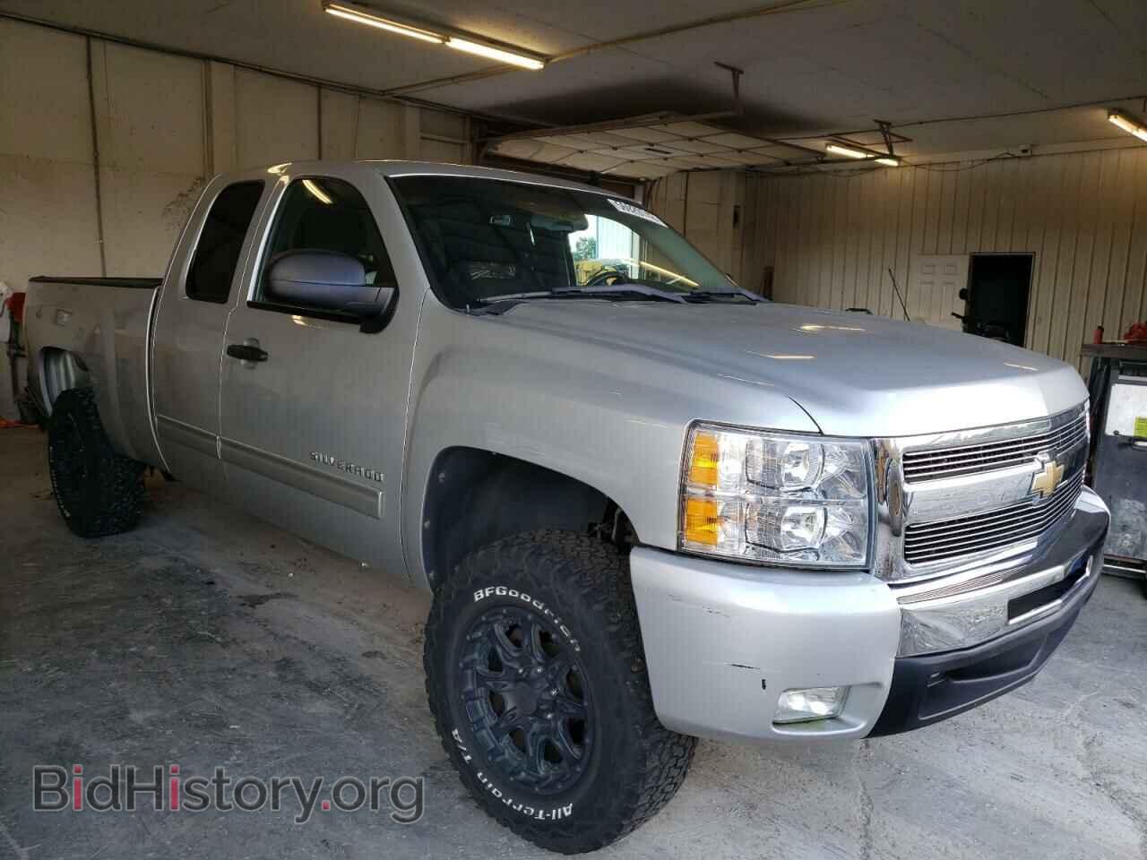 Photo 1GCRCSE01BZ371850 - CHEVROLET SILVERADO 2011