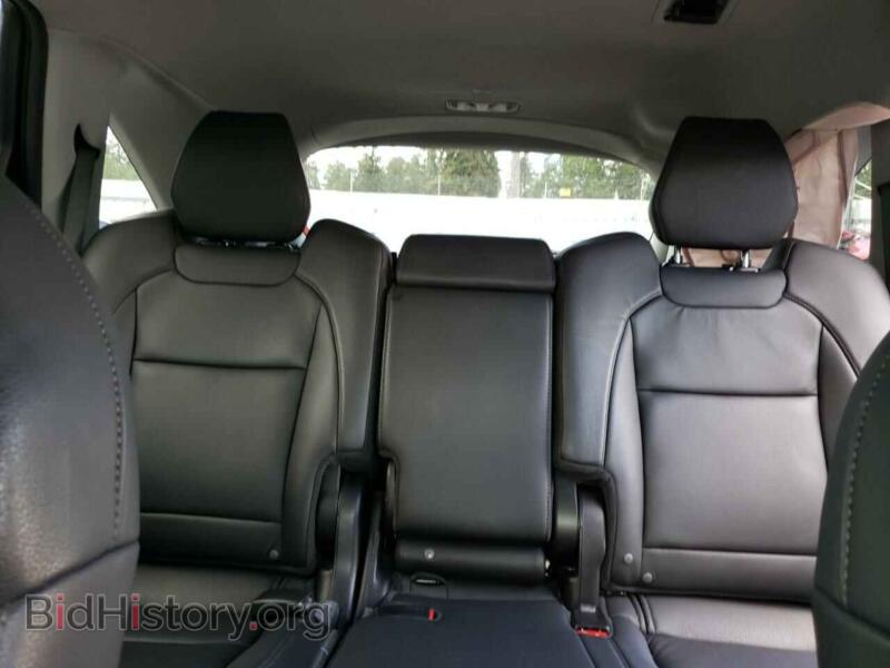 2017 Acura MDX (VIN 5FRYD4H38HB037726) — photo 10 of 13