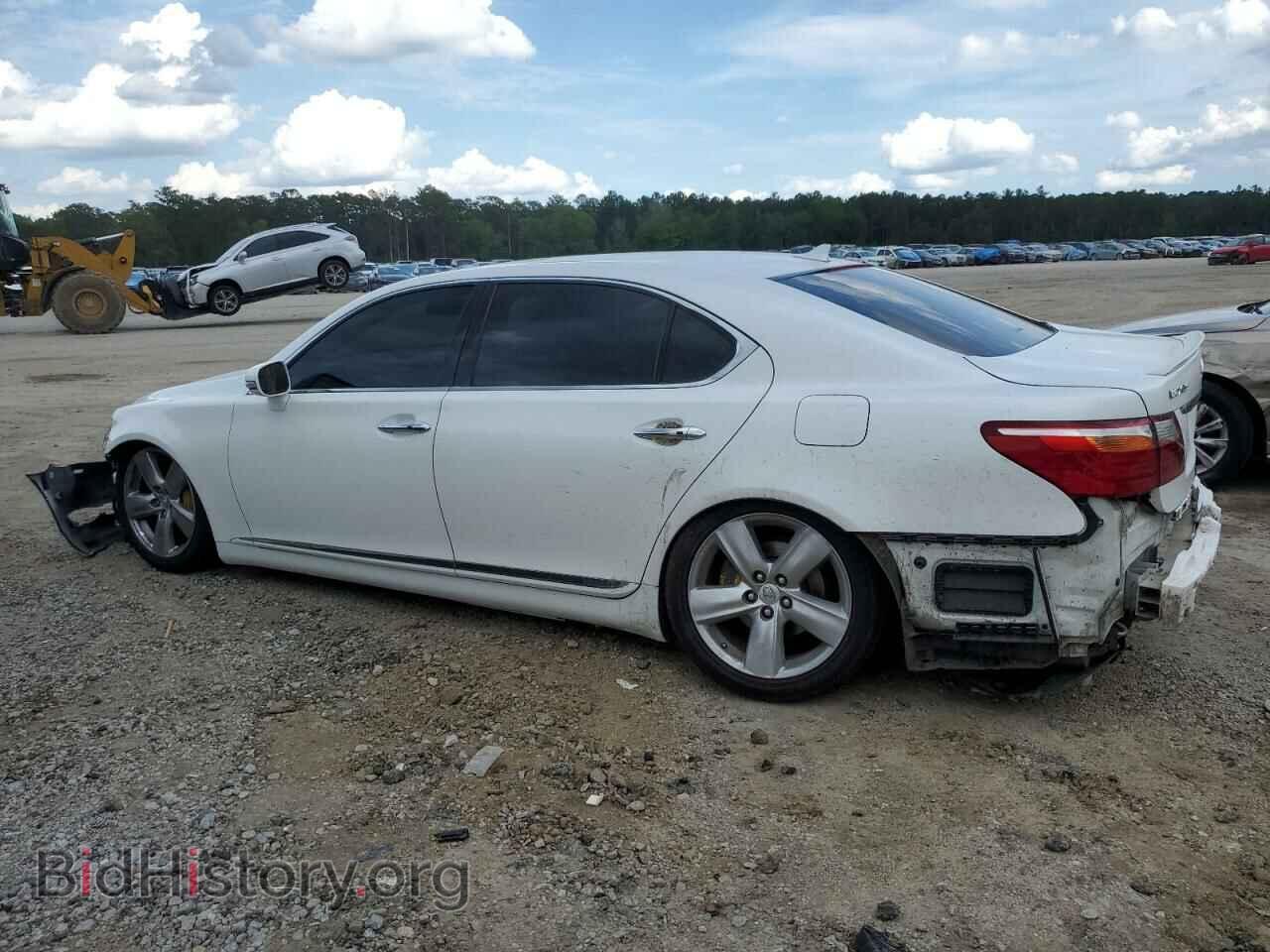 2011 LEXUS LS460 - VIN: JTHGL5EF0B5044147 - Photo 2