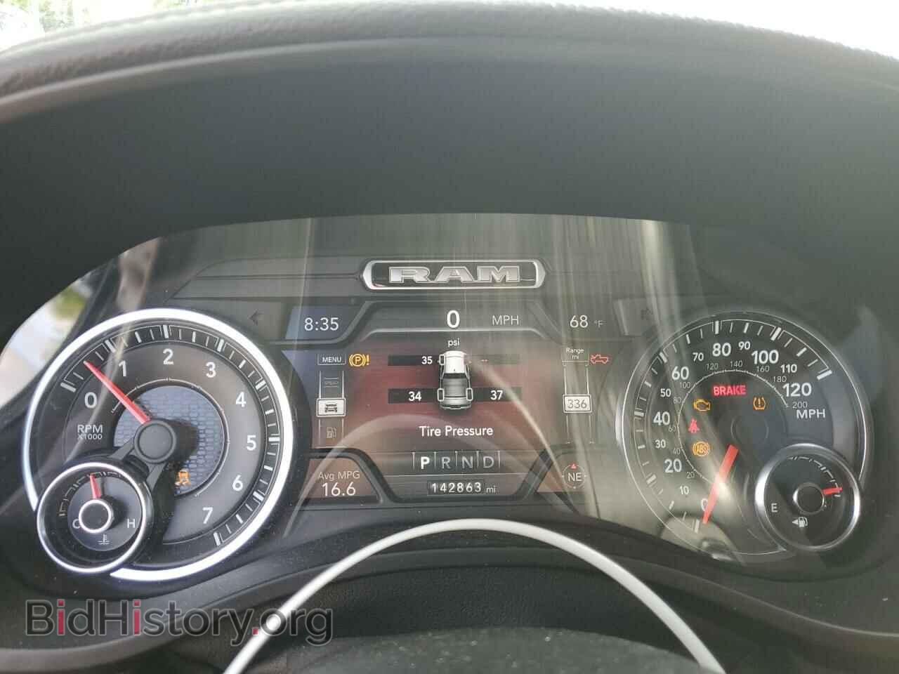 2019 RAM 1500 - VIN: 1C6SRFJT8KN634132 - Фото 9