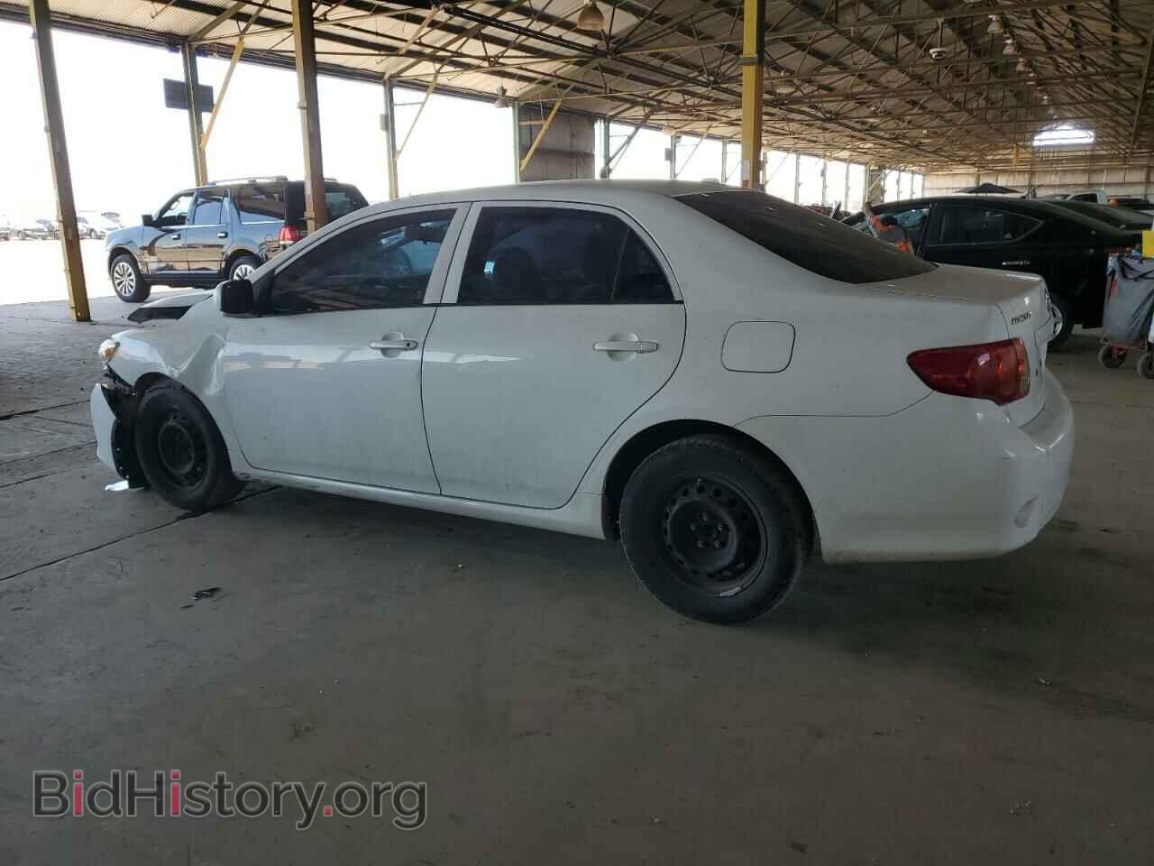 2009 TOYOTA COROLLA - VIN: JTDBL40E099055561 - Фото 2