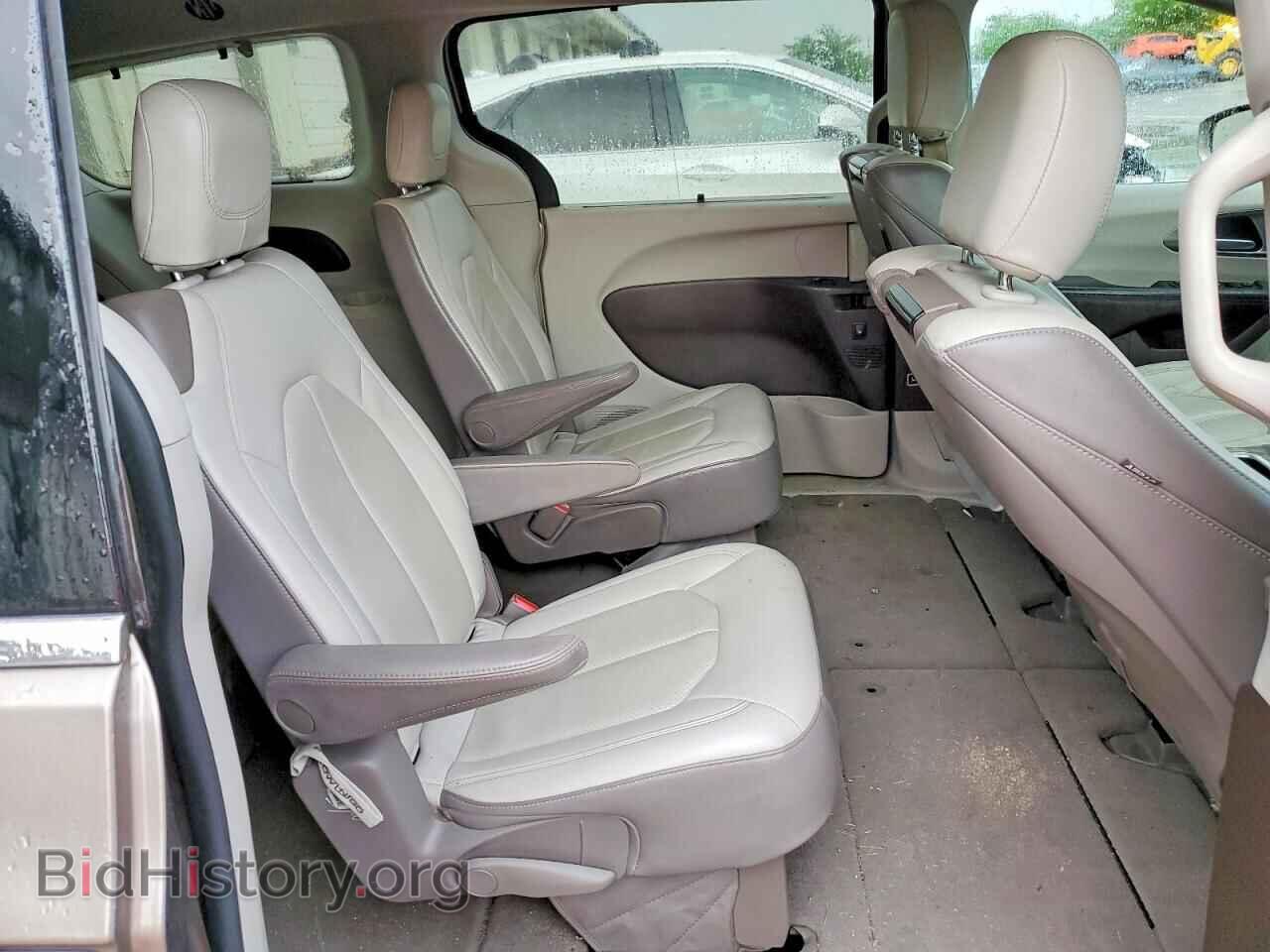 2017 CHRYSLER PACIFICA - VIN: 2C4RC1EG7HR768926 - Photo 11