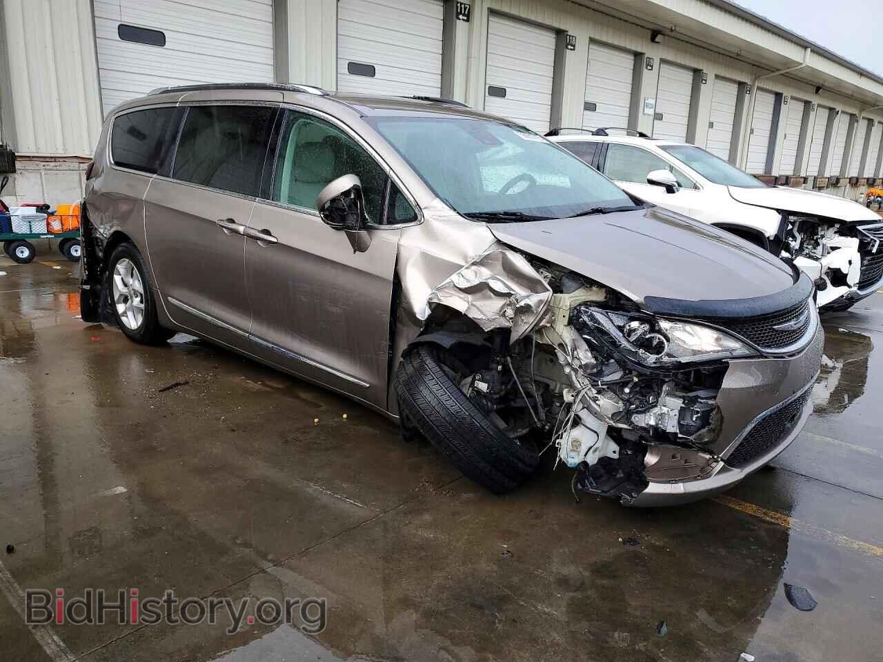 2017 CHRYSLER PACIFICA - VIN: 2C4RC1EG7HR768926 - Photo 4