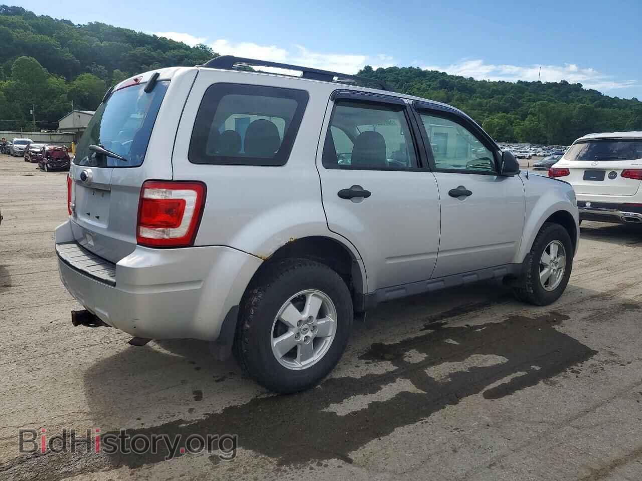 2010 FORD ESCAPE - VIN: 1FMCU0C7XAKD25430 - Фото 3