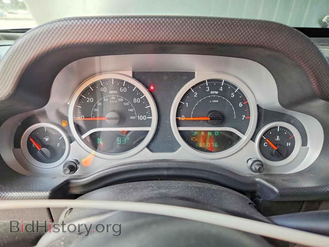 2008 JEEP WRANGLER - VIN: 1J4FA54108L643749 - Фото 9