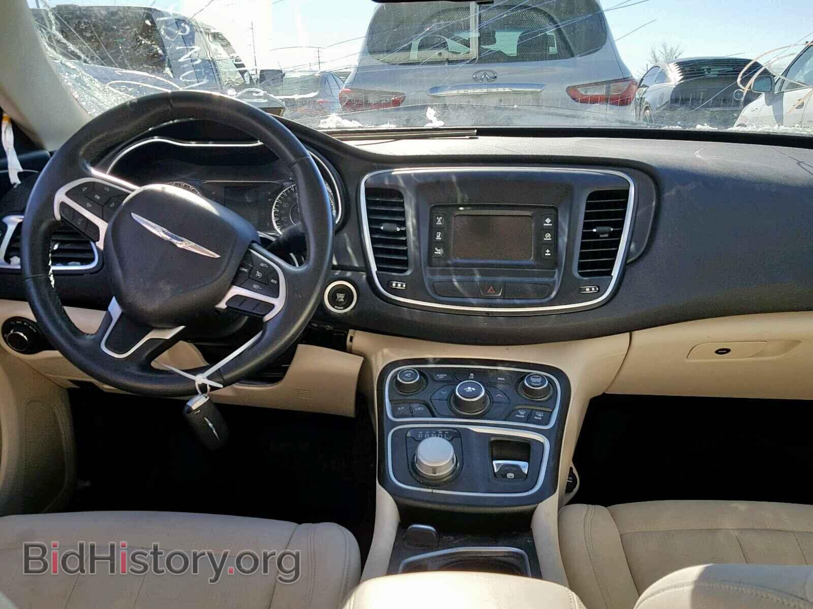 2015 CHRYSLER 200 - VIN: 1C3CCCAB0FN595812 - Фото 9