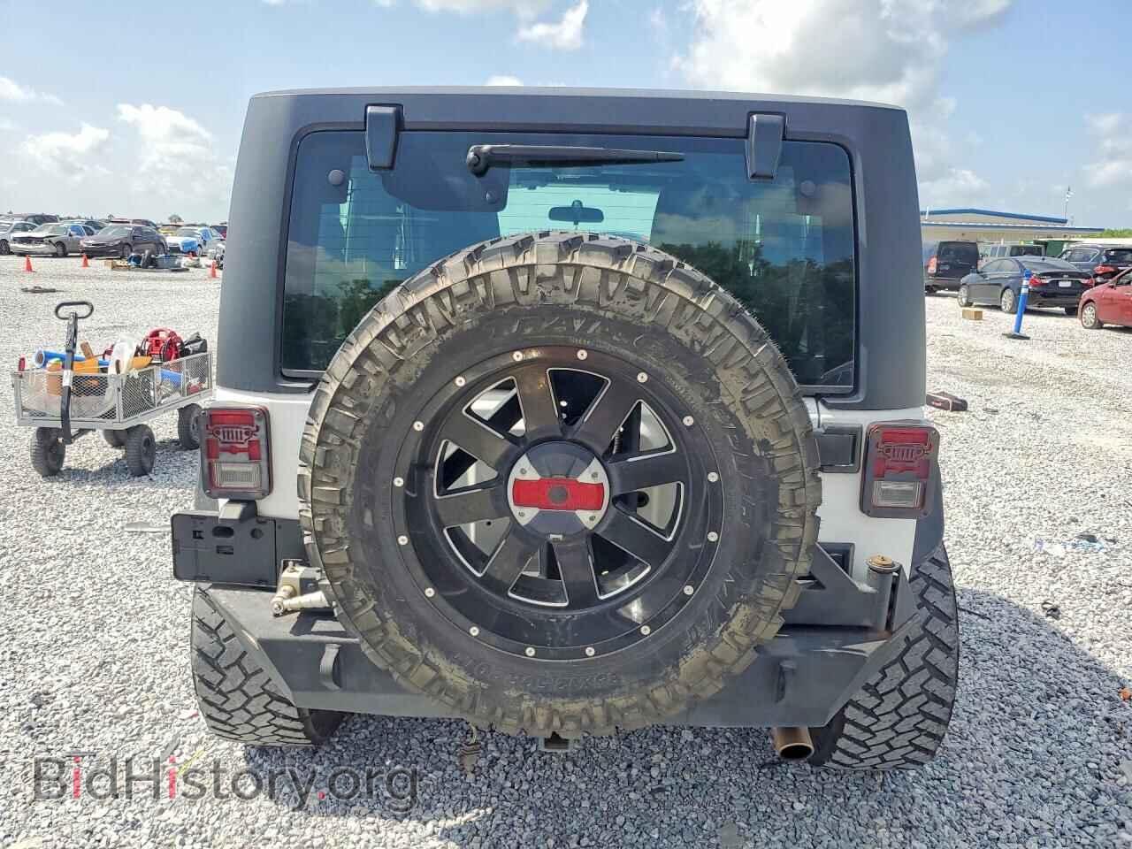 2011 JEEP WRANGLER - VIN: 1J4AA2D10BL568065 - Фото 6