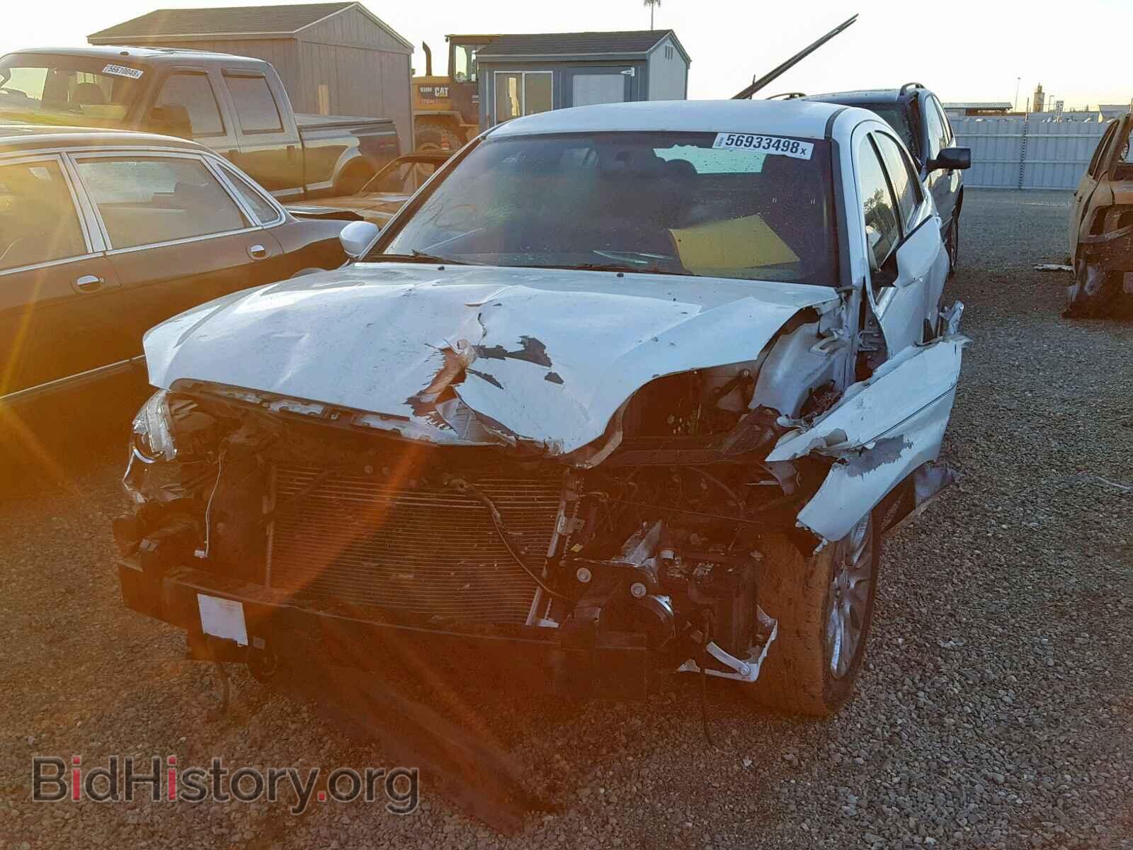 2012 CHRYSLER 200 - VIN: 1C3CCBABXCN205420 - Фото 2