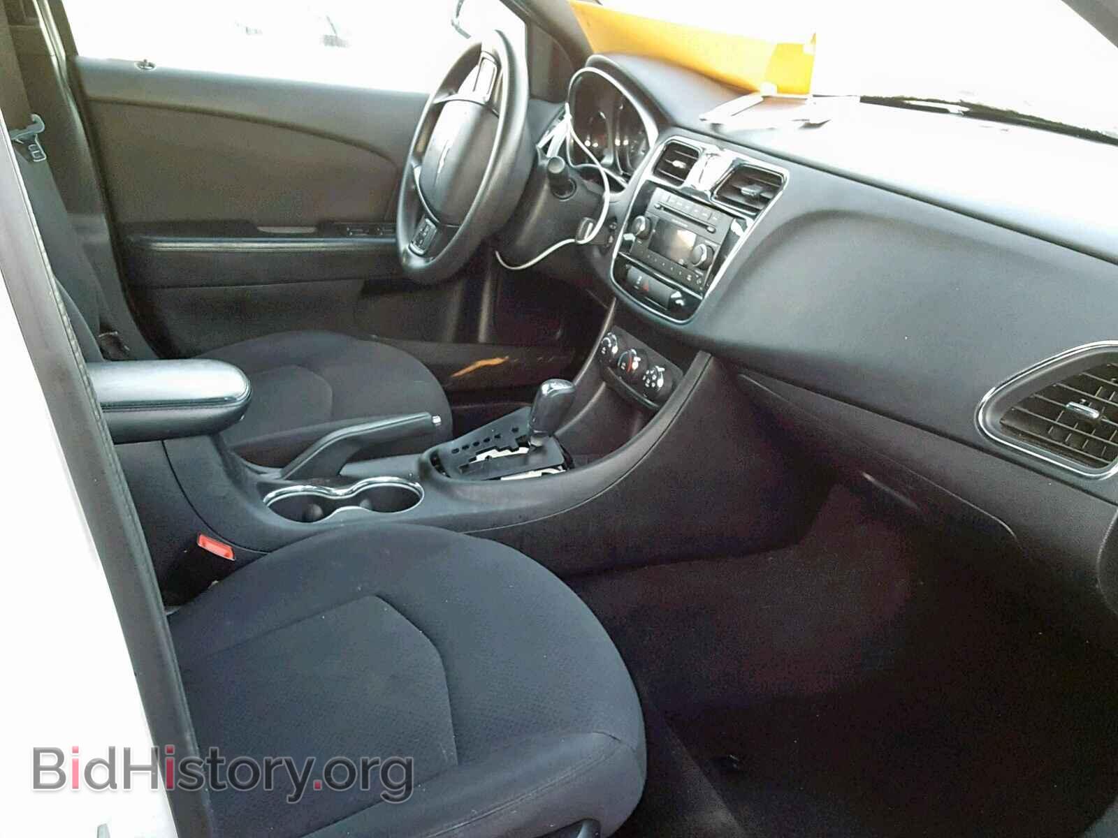 2012 CHRYSLER 200 - VIN: 1C3CCBABXCN205420 - Фото 5