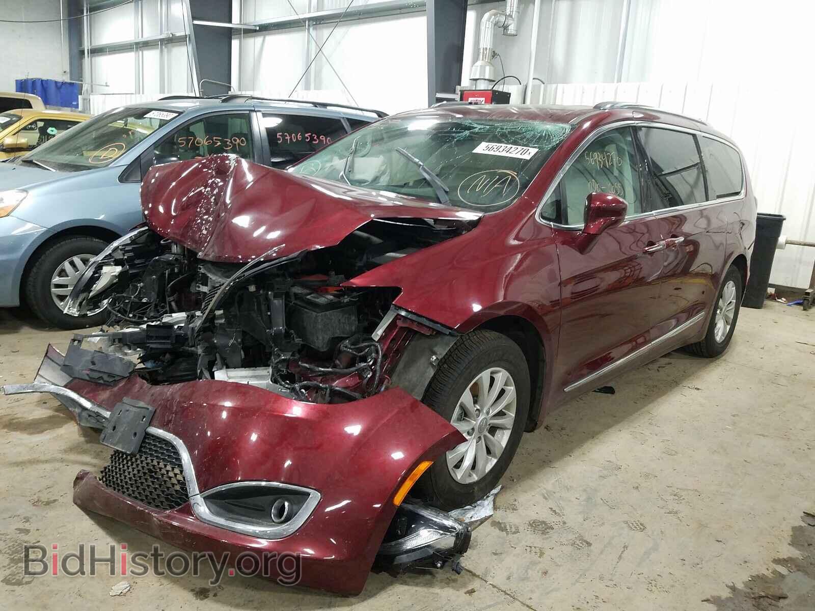 2019 CHRYSLER PACIFICA - VIN: 2C4RC1BG2KR645272 - Фото 2