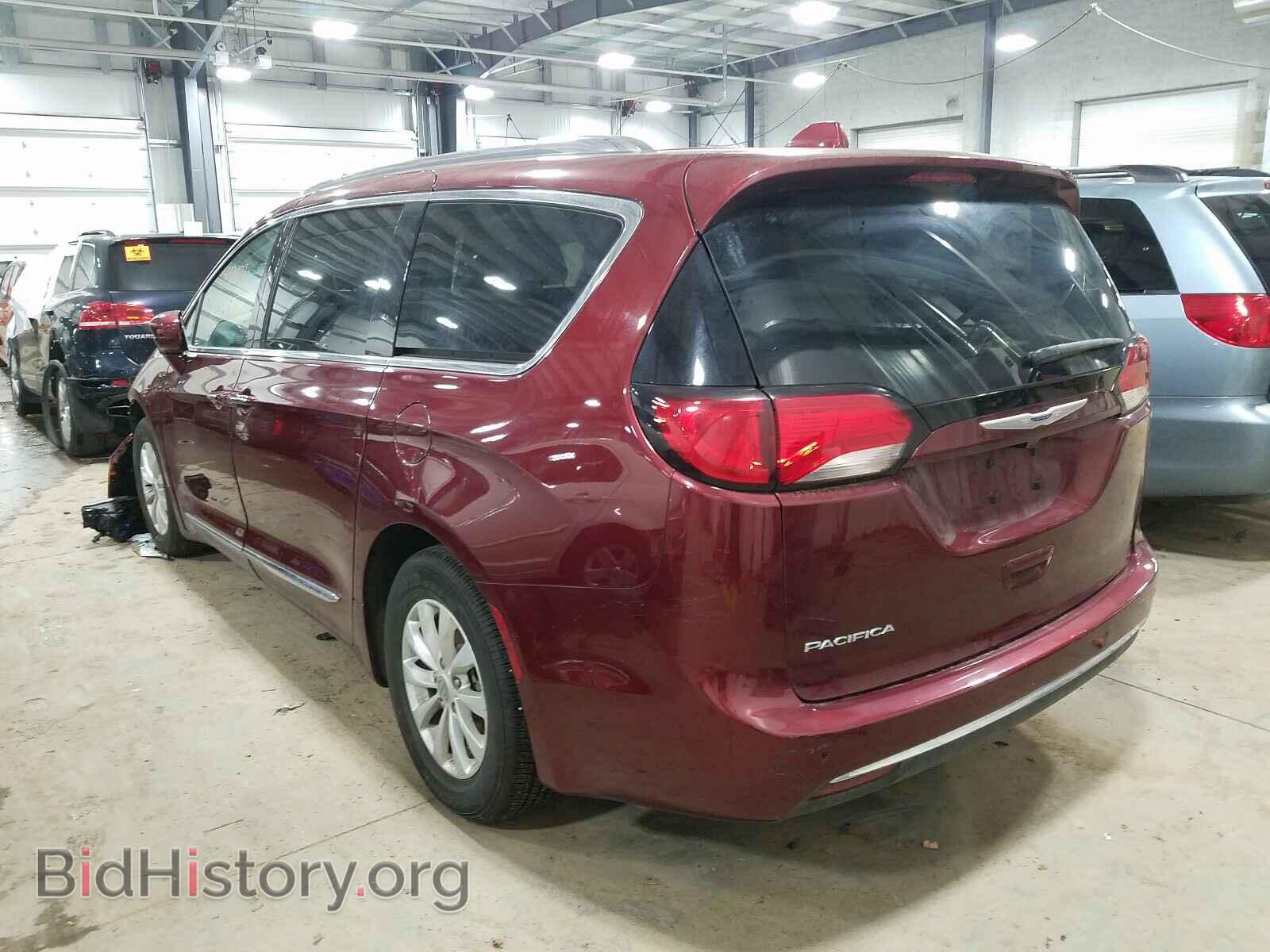 2019 CHRYSLER PACIFICA - VIN: 2C4RC1BG2KR645272 - Фото 3