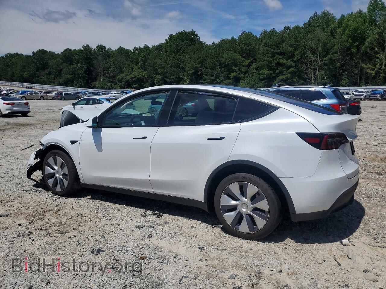 2024 TESLA MODEL Y - VIN: 7SAYGDEE6RA259214 - Photo 2