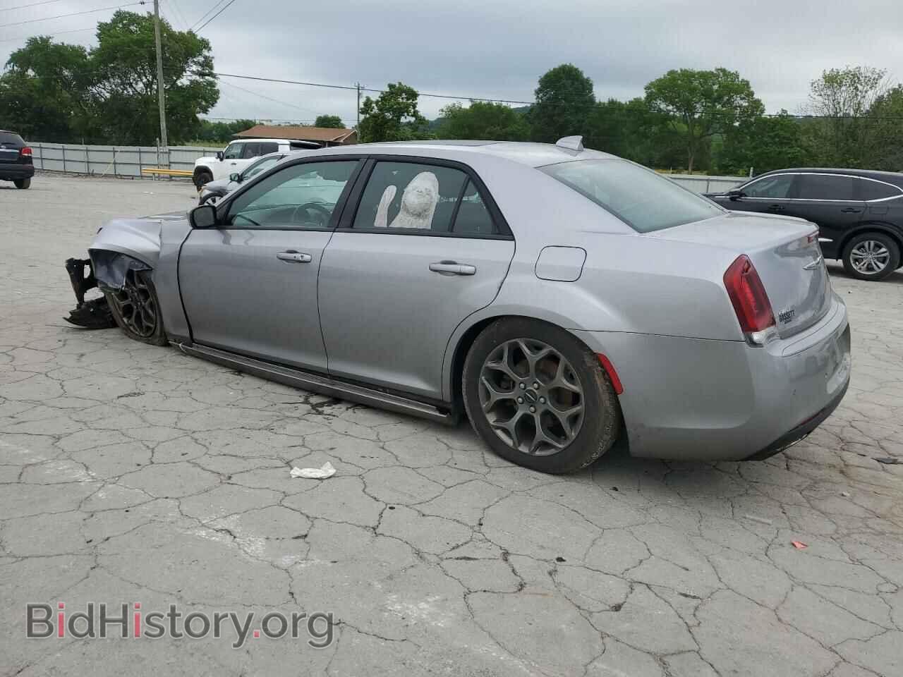 2017 CHRYSLER 300 - VIN: 2C3CCAGG1HH605671 - Photo 2