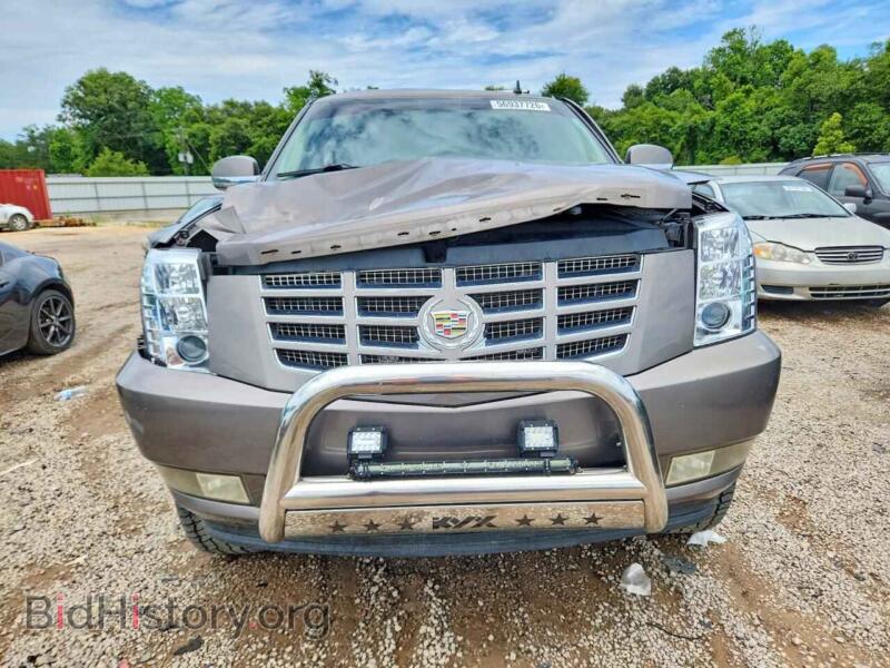 2011 Cadillac ESCALADE (VIN 1GYS3AEF1BR360650) — photo 5 of 13