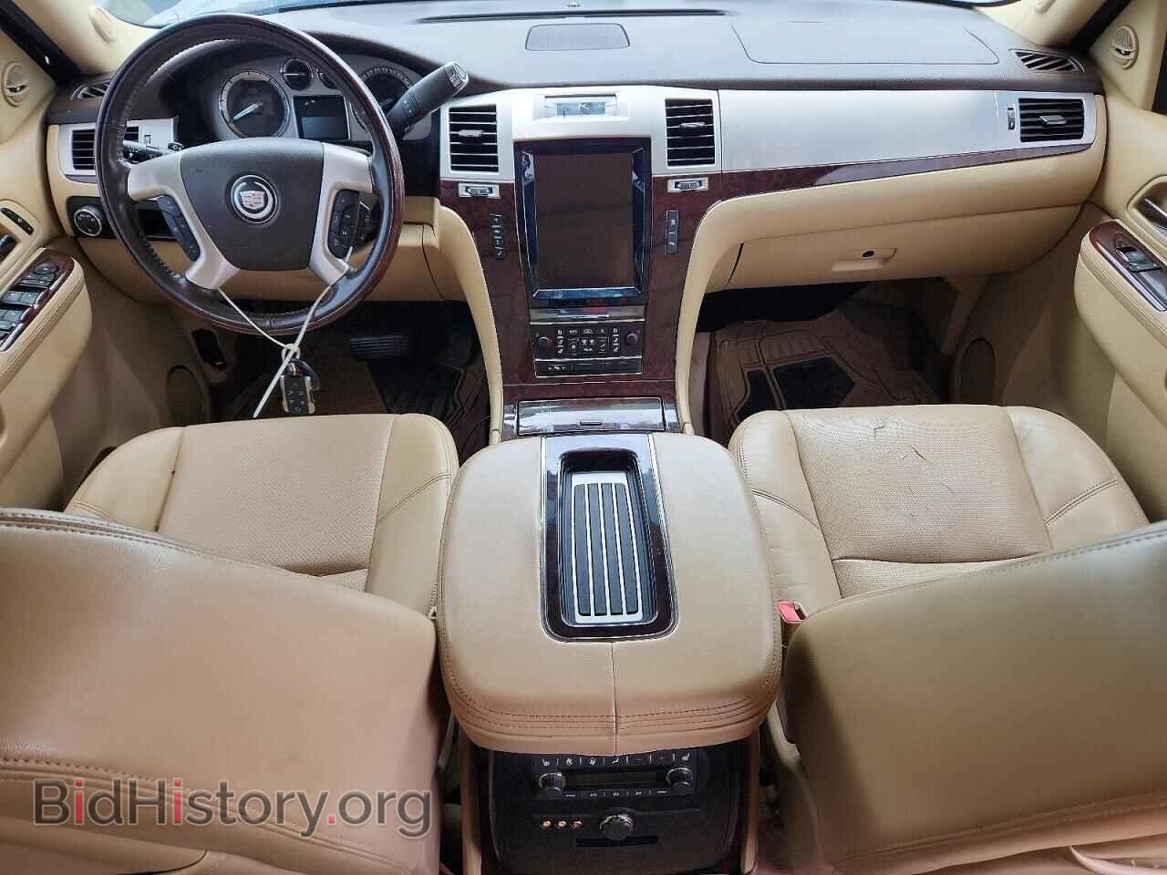 2011 CADILLAC ESCALADE - VIN: 1GYS3AEF1BR360650 - Photo 8