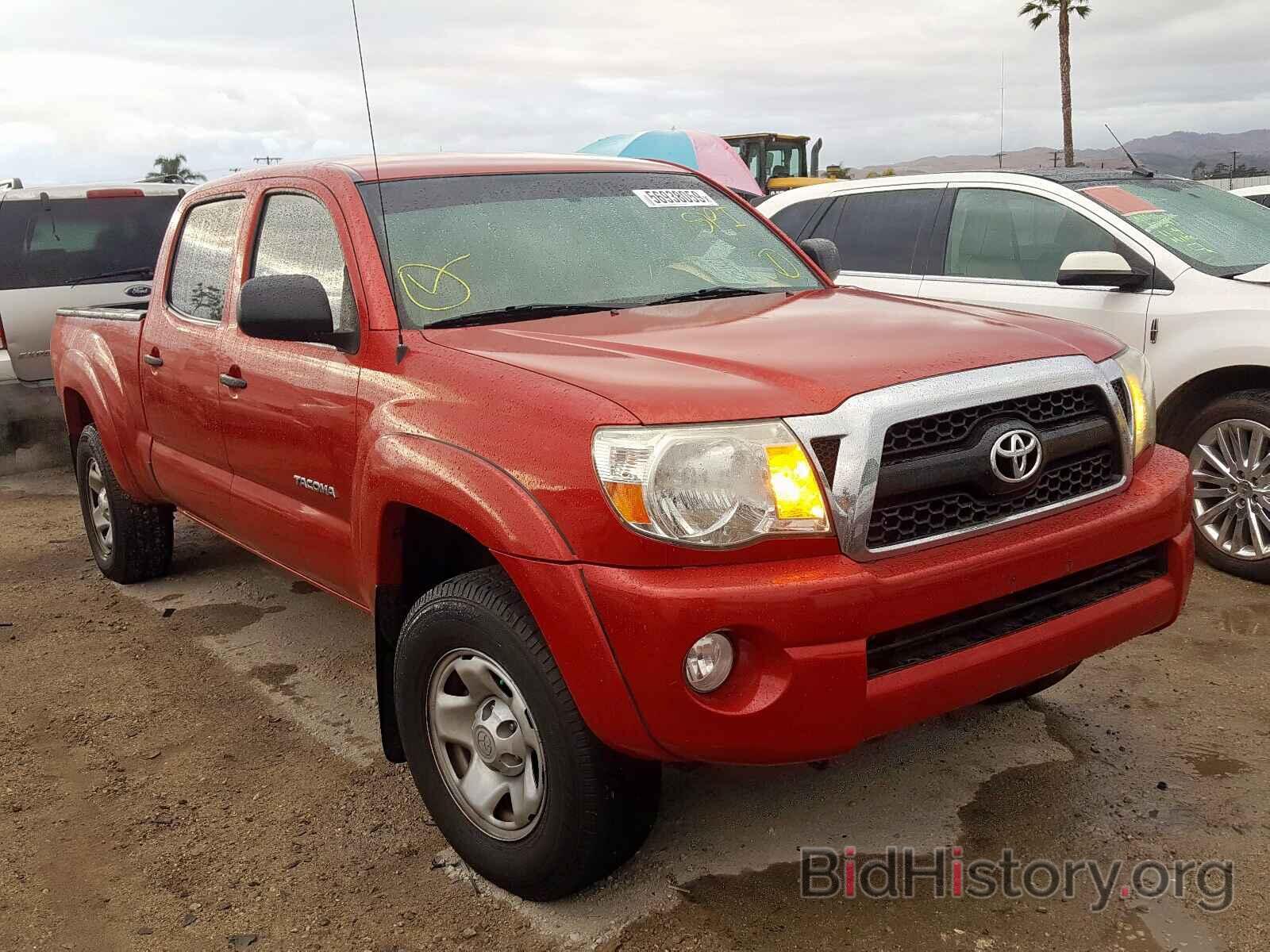 Photo 3TMKU4HN3BM029559 - TOYOTA TACOMA DOU 2011