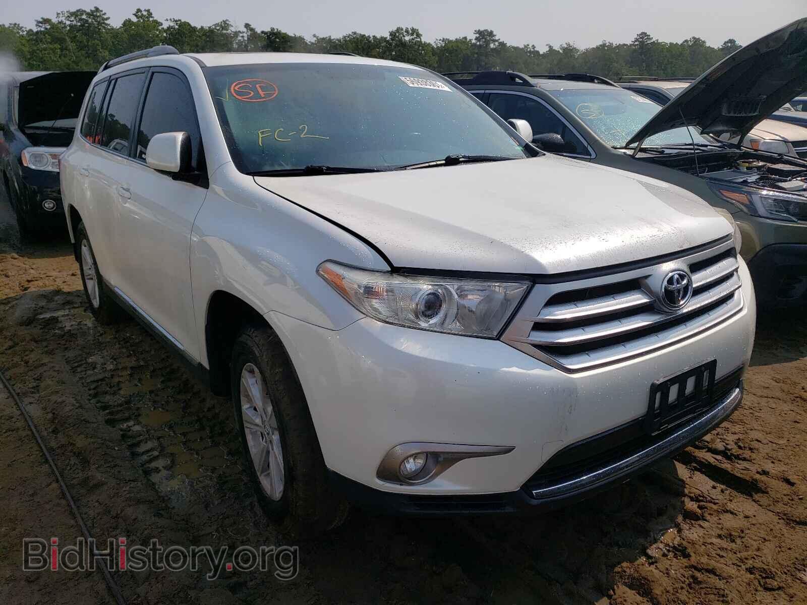 Фотография 5TDBK3EH4DS219064 - TOYOTA HIGHLANDER 2013