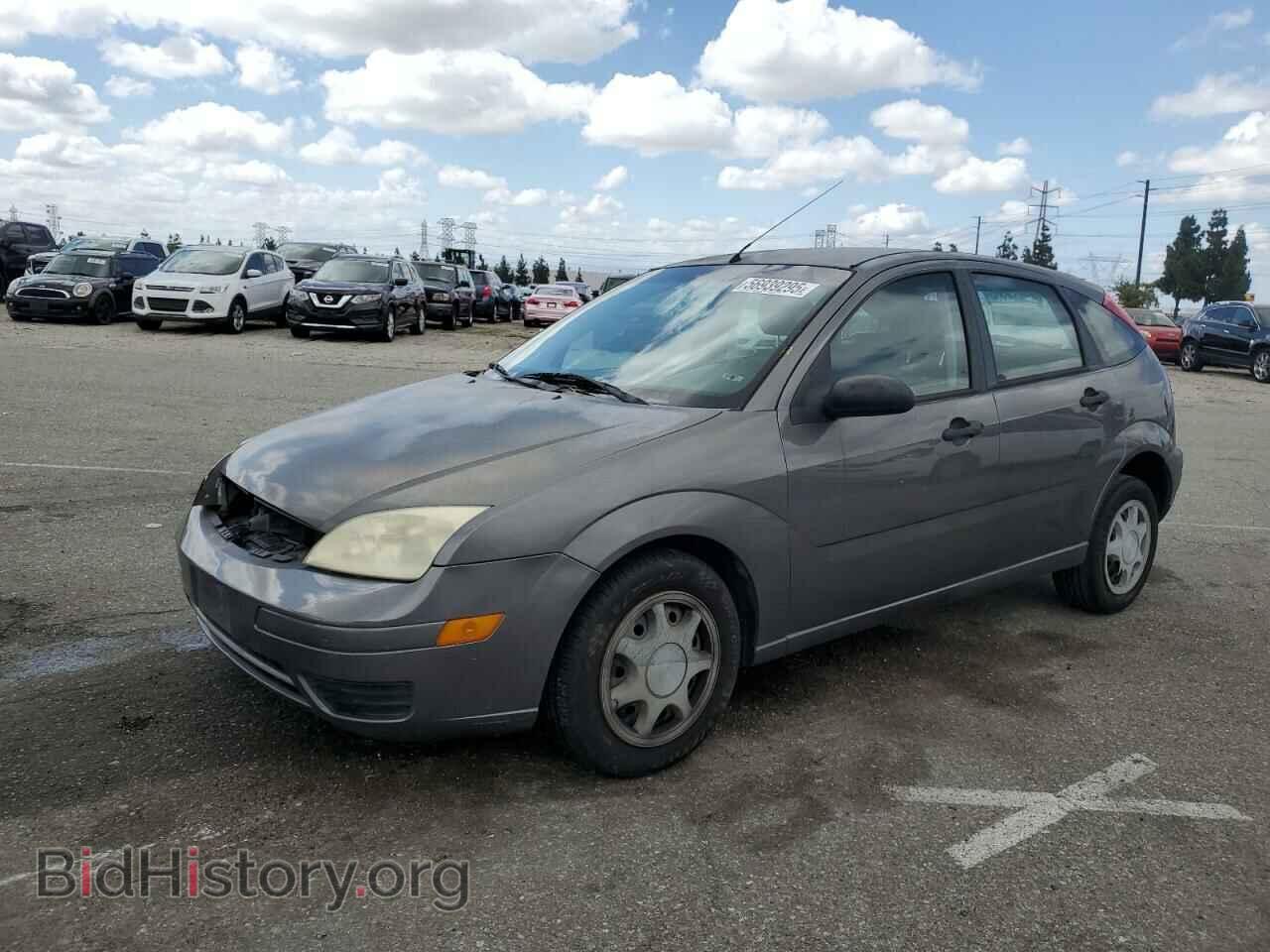 Photo 1FAFP37N76W182882 - FORD FOCUS 2006