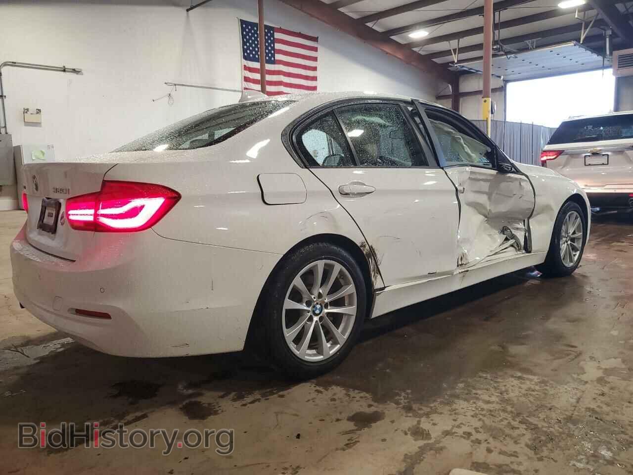 2016 BMW 3 SERIES - VIN: WBA8A3C59GK551242 - Фото 3