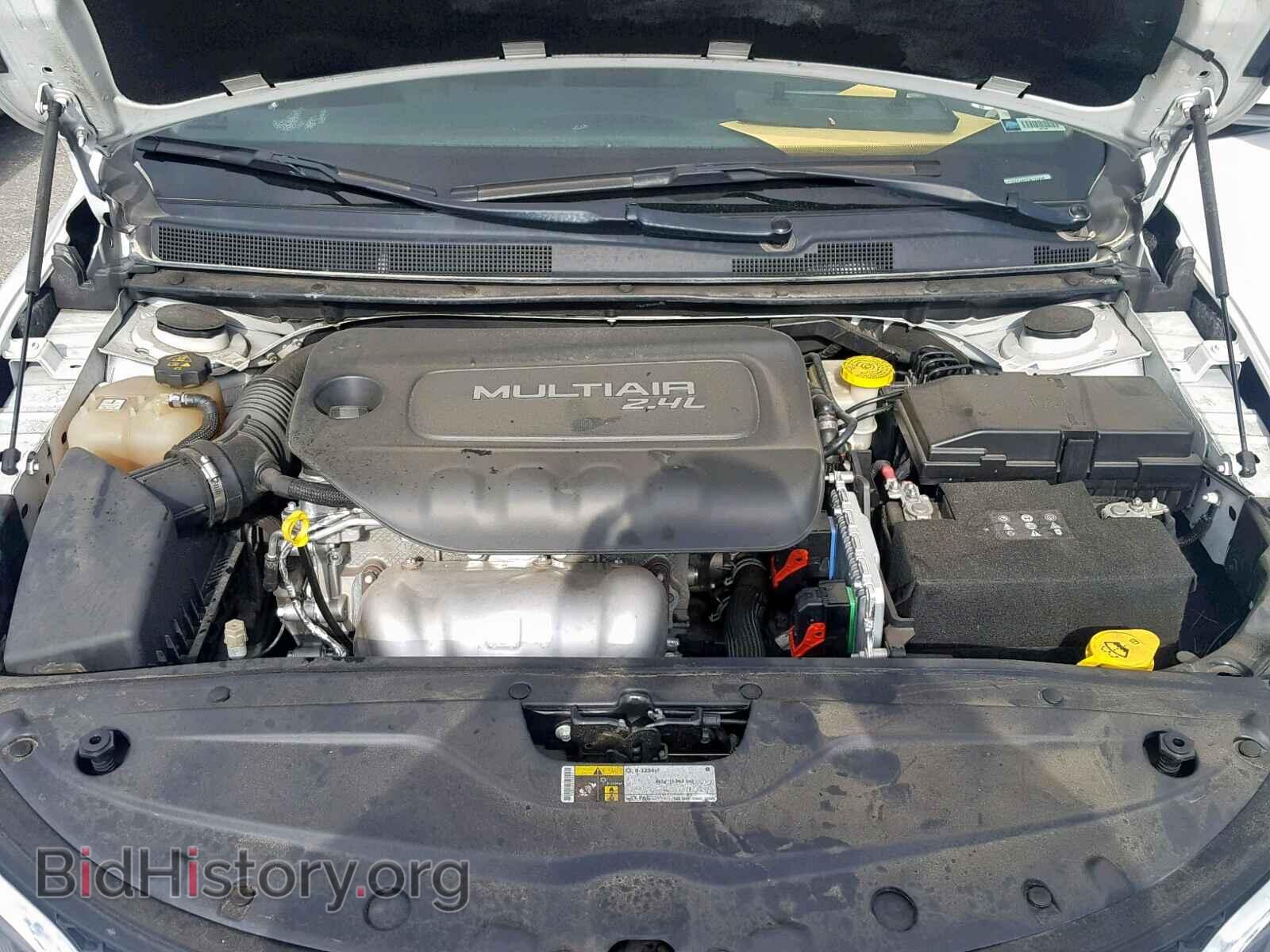2016 CHRYSLER 200 - VIN: 1C3CCCAB2GN127890 - Фото 7