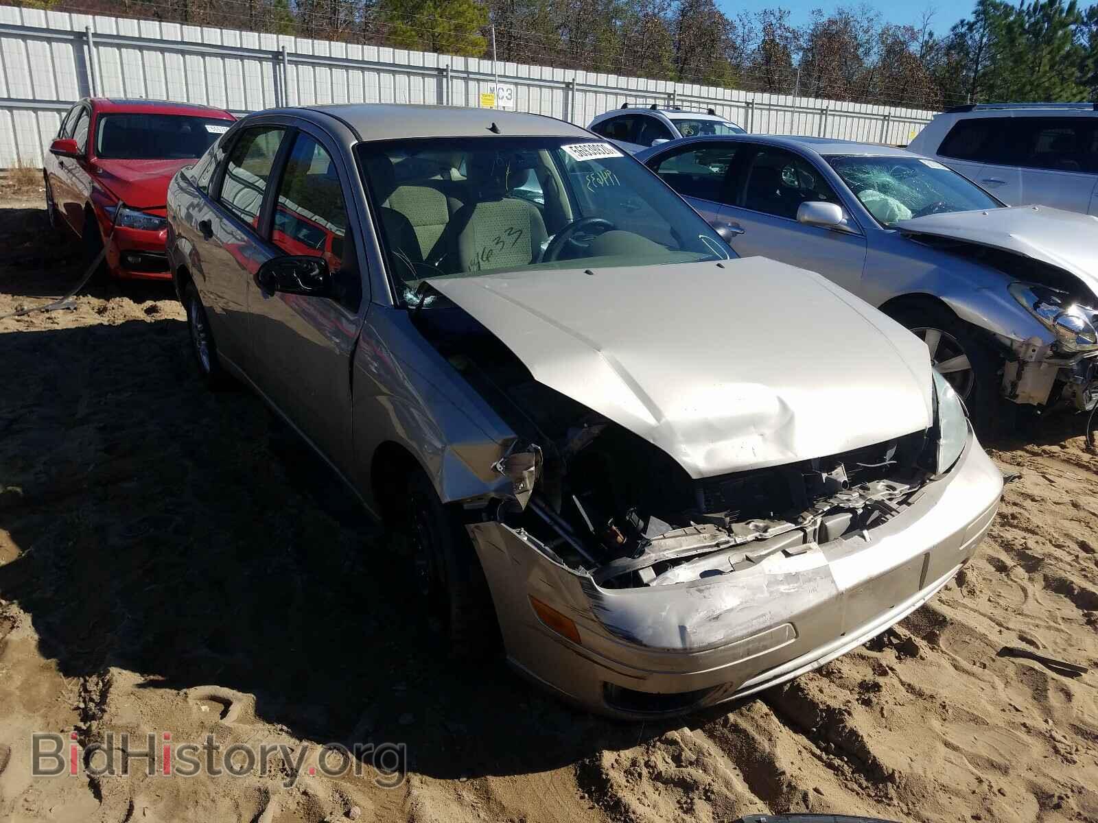 Photo 1FAFP34N67W343857 - FORD FOCUS 2007