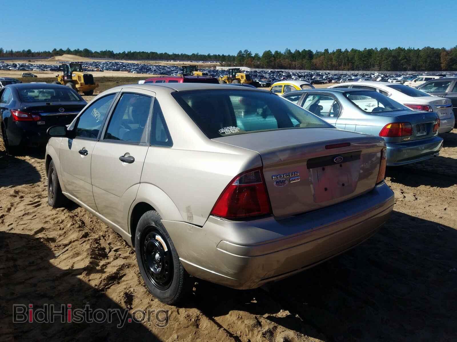 2007 FORD FOCUS - VIN: 1FAFP34N67W343857 - Фото 3