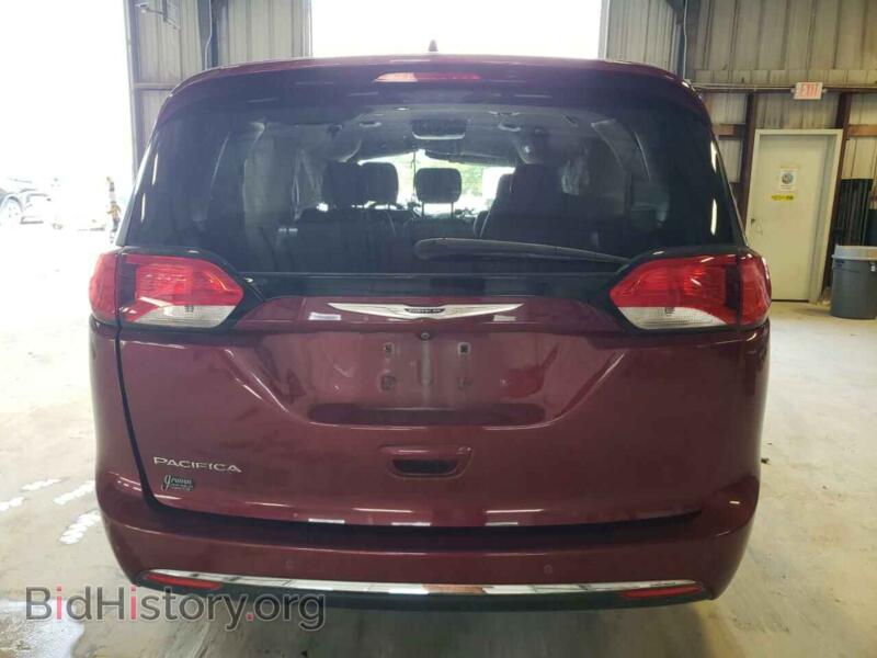 2020 Chrysler PACIFICA (VIN 2C4RC1BGXLR217421) — фото 6 из 13