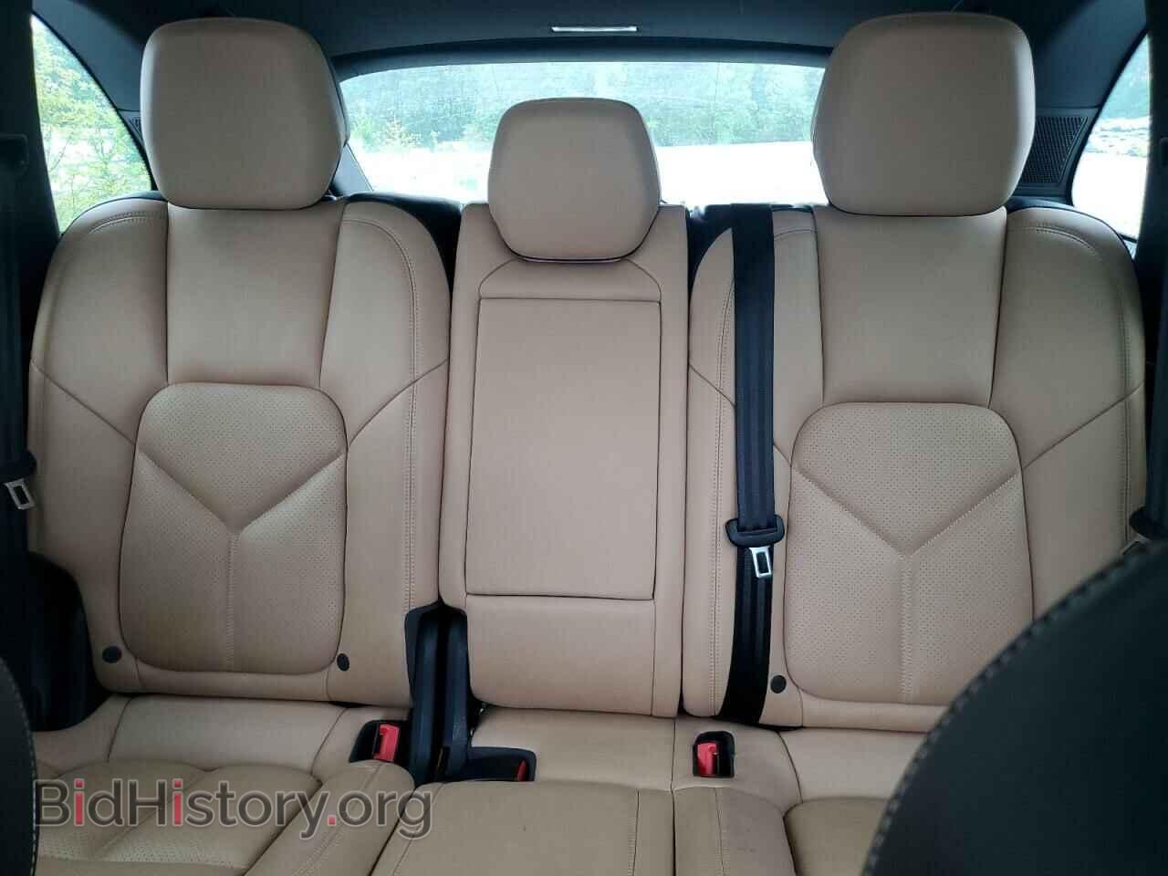 2016 PORSCHE CAYENNE - VIN: WP1AA2A25GLA10575 - Photo 10