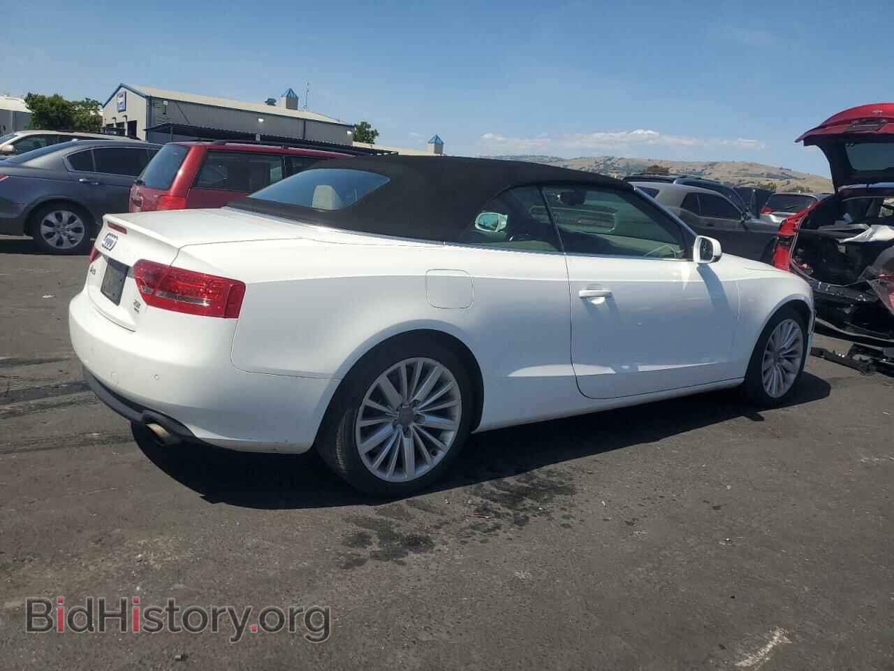 2011 AUDI A5 - VIN: WAULFAFH0BN015678 - Фото 3