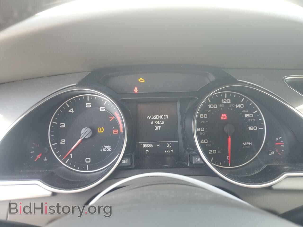 2011 AUDI A5 - VIN: WAULFAFH0BN015678 - Фото 9