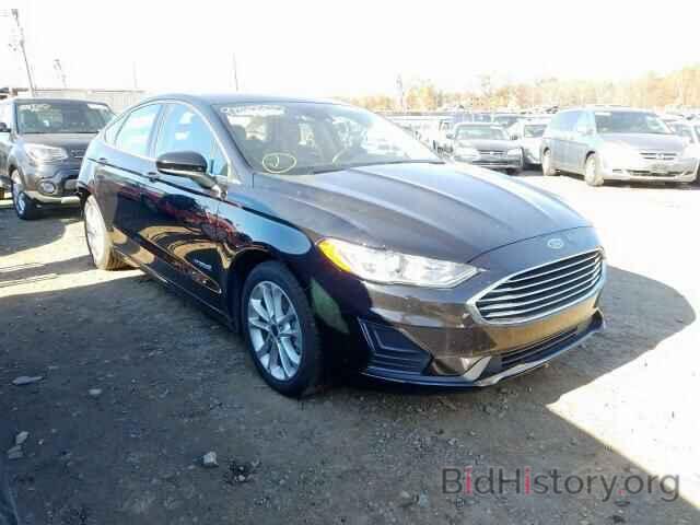 Photo 3FA6P0LU2KR207146 - FORD FUSION SE 2019