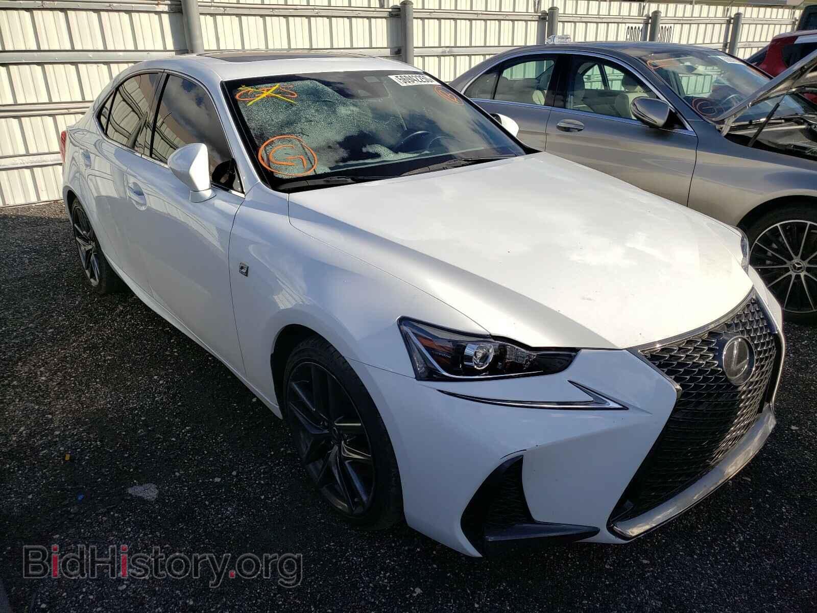 Photo JTHBA1D26J5074484 - LEXUS IS 2018