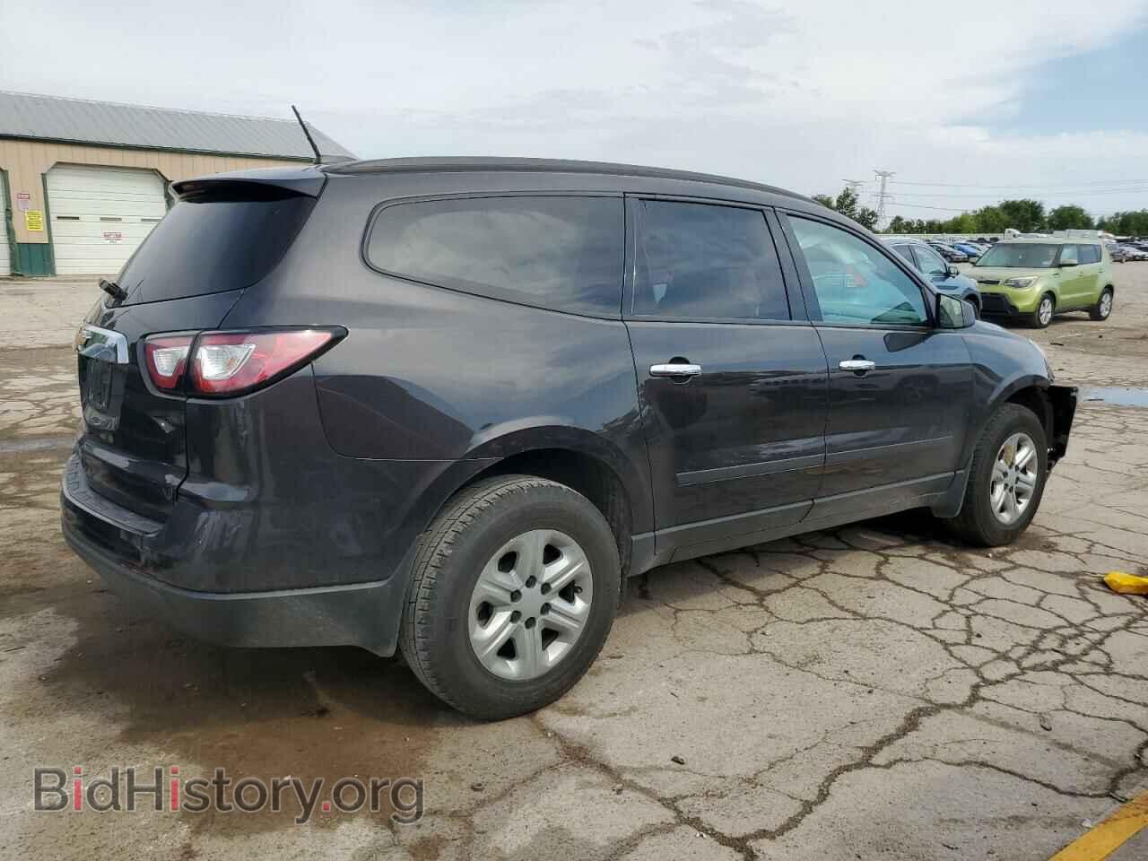 2017 CHEVROLET TRAVERSE - VIN: 1GNKRFED0HJ310272 - Фото 3