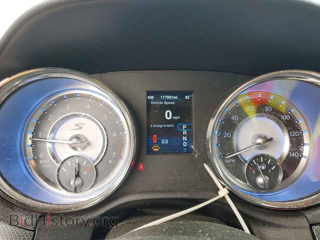 2013 CHRYSLER 300 - VIN: 2C3CCABG2DH711676 - Photo 9