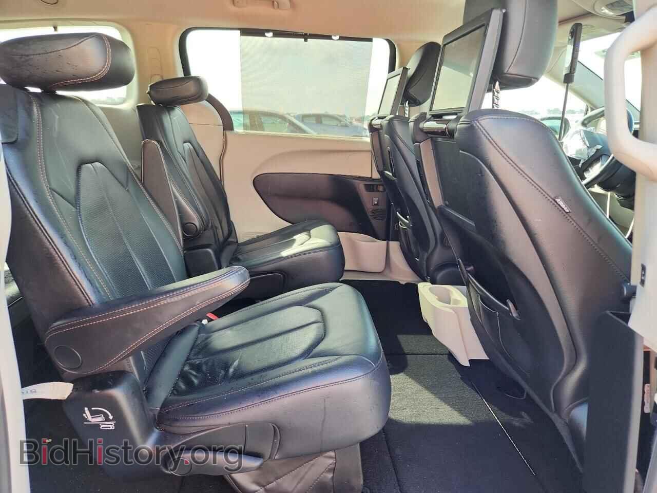 2018 CHRYSLER PACIFICA - VIN: 2C4RC1EG9JR194965 - Фото 11