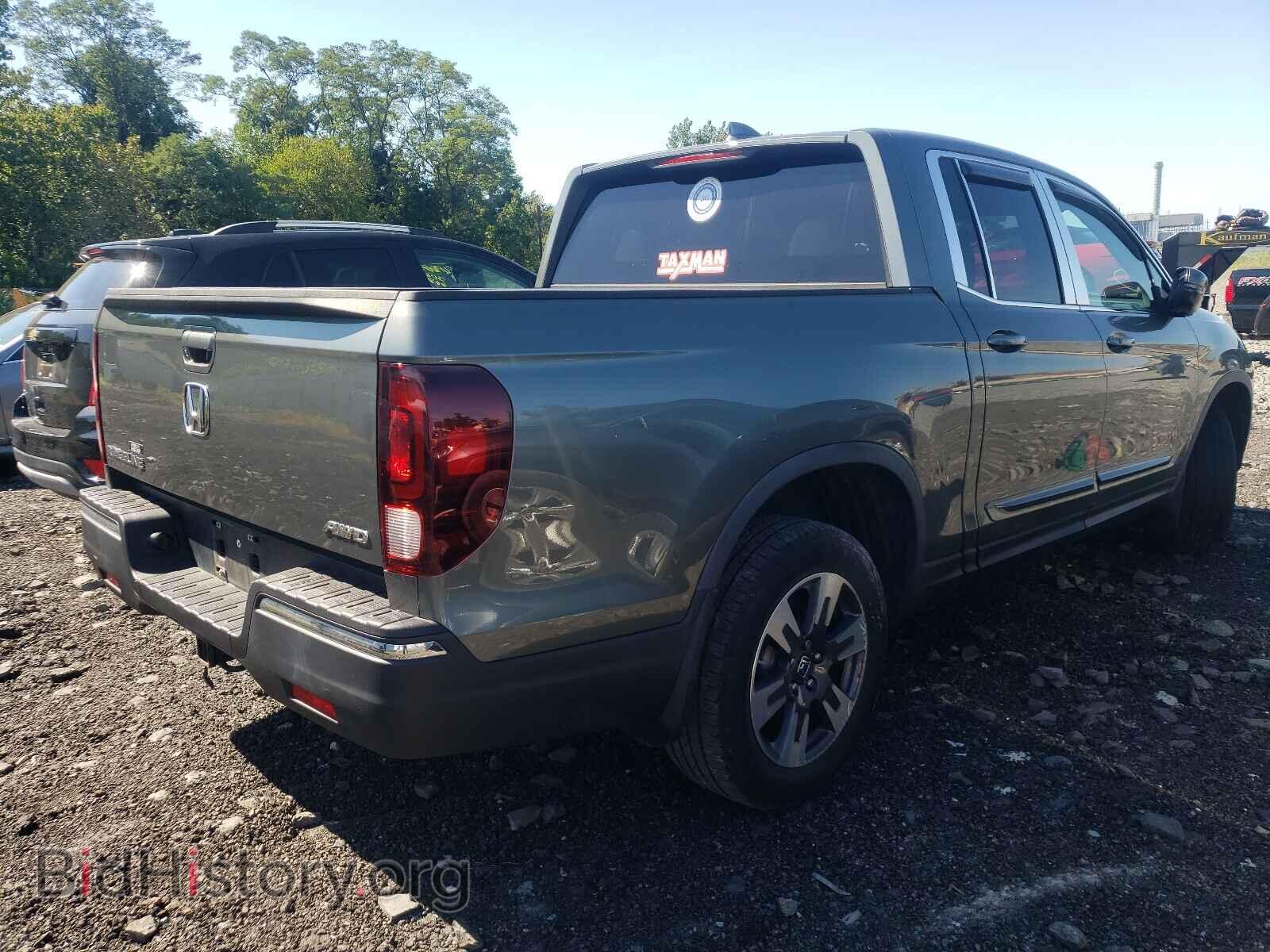 2017 HONDA RIDGELINE - VIN: 5FPYK3F56HB008173 - Фото 4