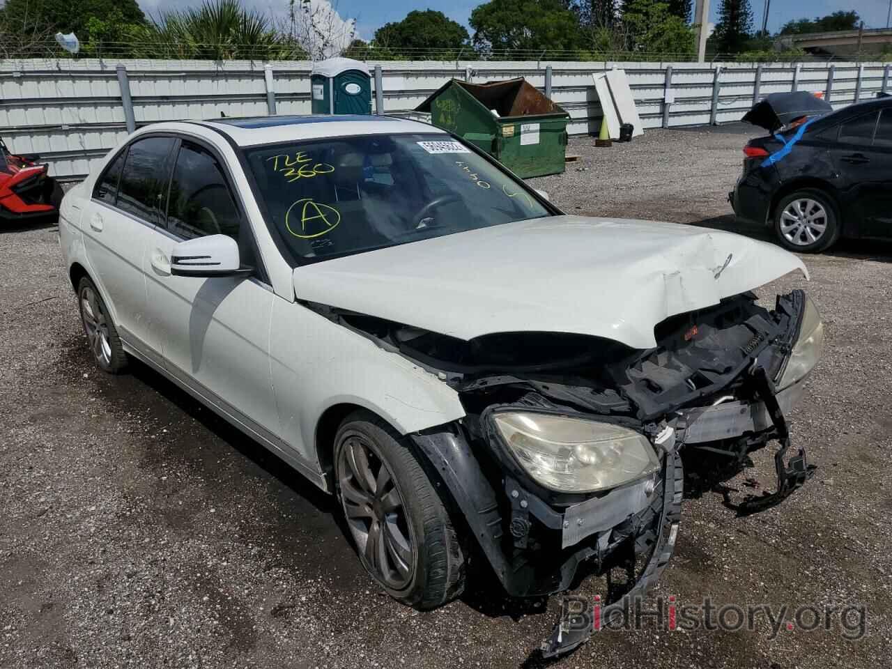 Photo WDDGF5EB9AR100444 - MERCEDES-BENZ C-CLASS 2010