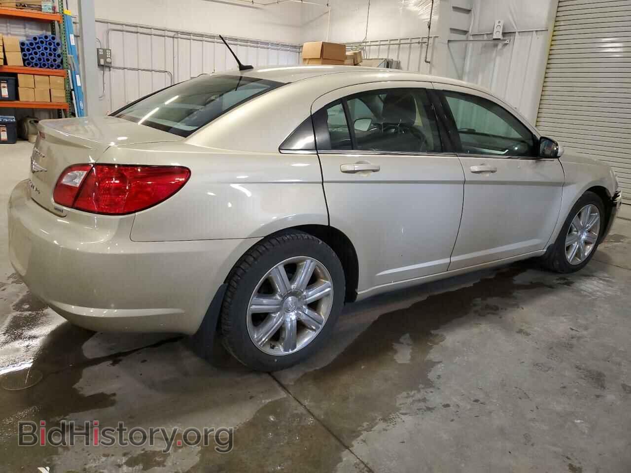 2010 CHRYSLER SEBRING - VIN: 1C3CC5FV5AN117974 - Фото 3