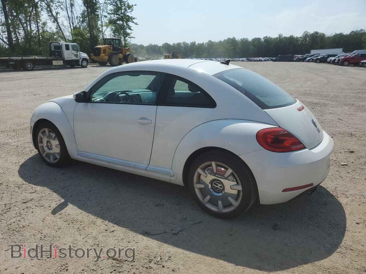 2012 VOLKSWAGEN BEETLE - VIN: 3VWJP7AT7CM636558 - Фото 2