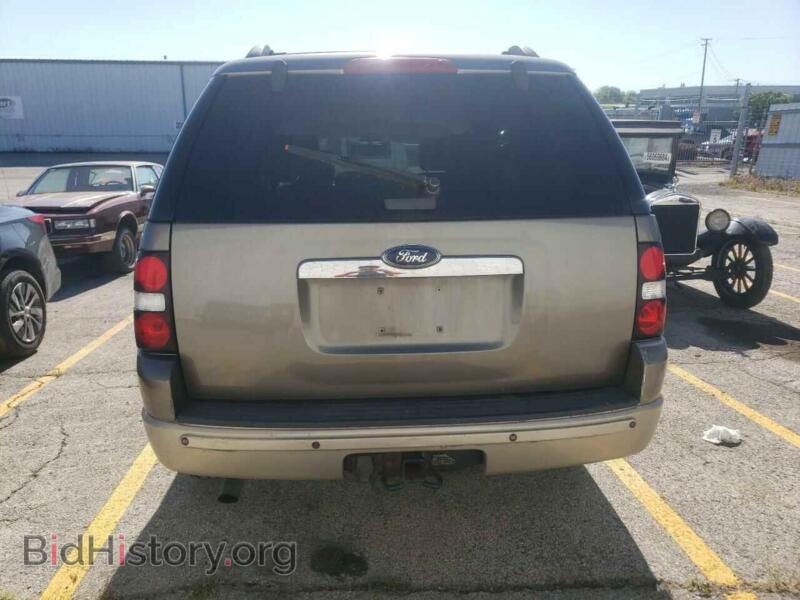 2006 Ford EXPLORER (VIN 1FMEU74876UA88657) — фото 6 из 13