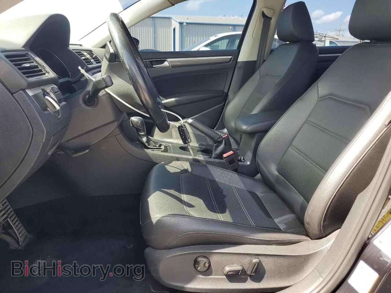 2018 VOLKSWAGEN PASSAT - VIN: 1VWAA7A32JC033534 - Фото 7