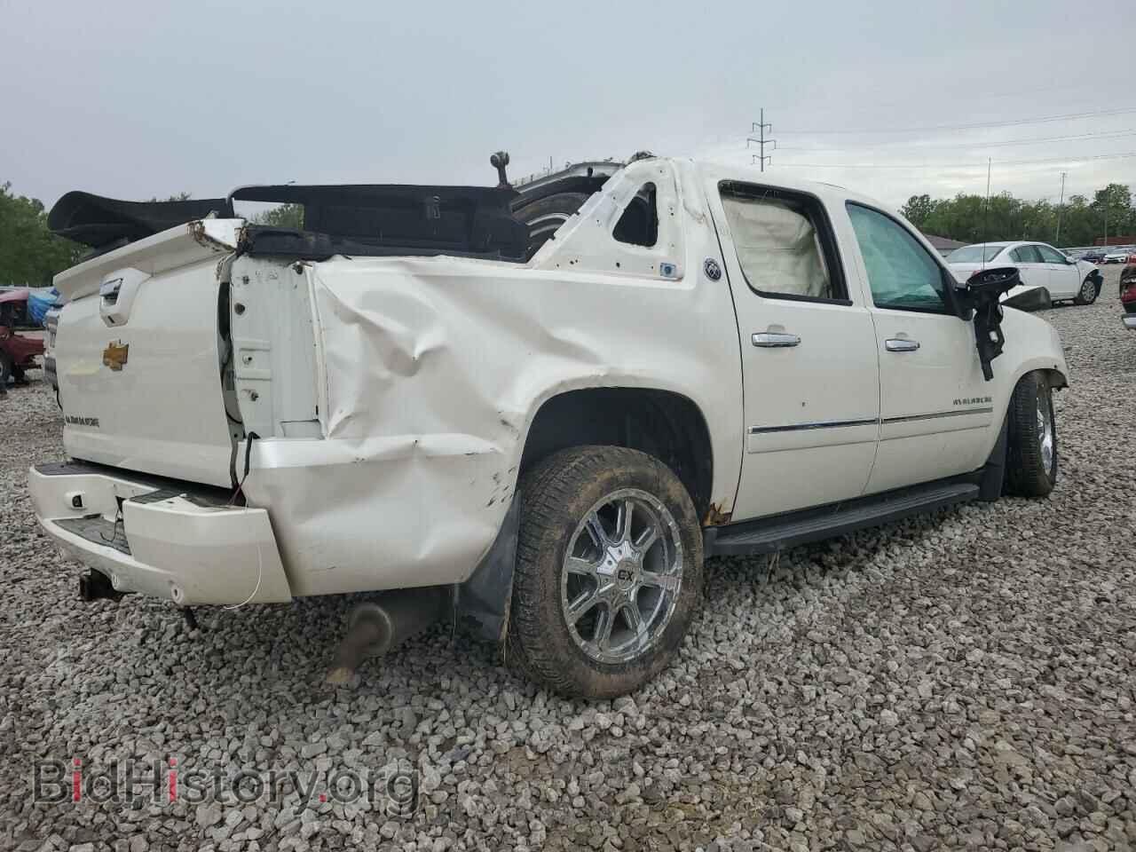 2013 CHEVROLET AVALANCHE - VIN: 3GNTKGE70DG107029 - Фото 3