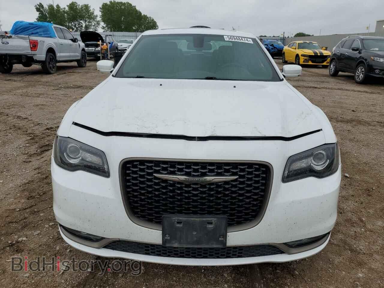 2019 CHRYSLER 300 - VIN: 2C3CCAGG2KH524170 - Фото 5