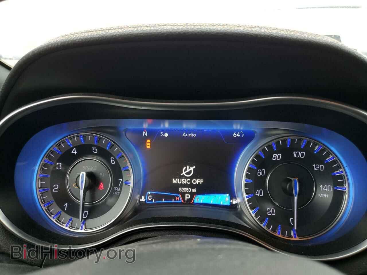 2019 CHRYSLER 300 - VIN: 2C3CCAGG2KH524170 - Фото 9