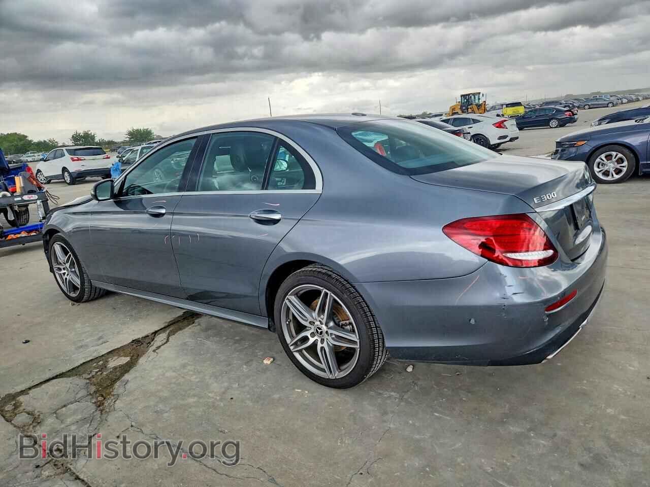 2018 MERCEDES-BENZ E-CLASS - VIN: WDDZF4JB2JA339132 - Фото 2