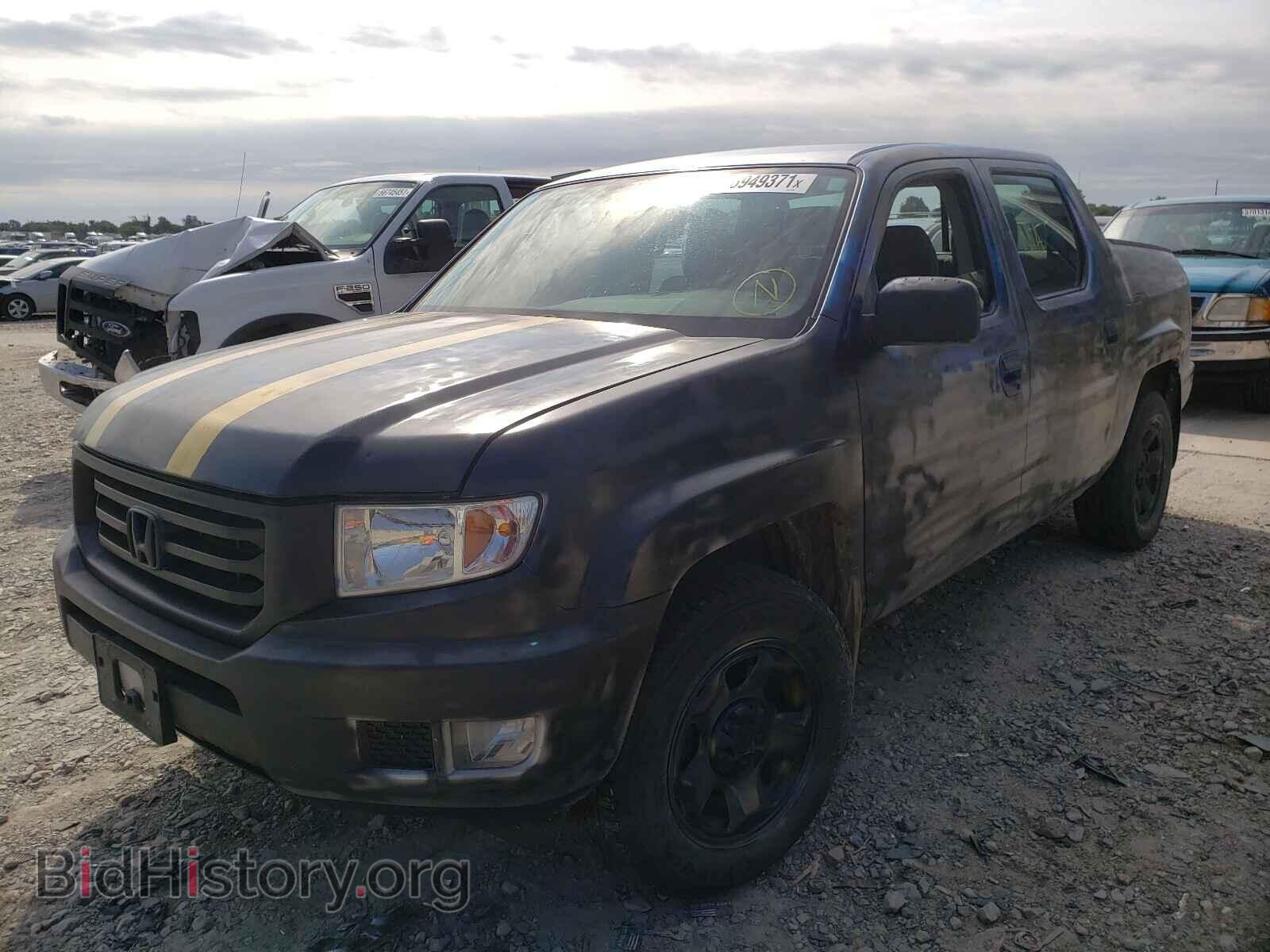 2013 HONDA RIDGELINE - VIN: 5FPYK1F20DB013969 - Фото 2