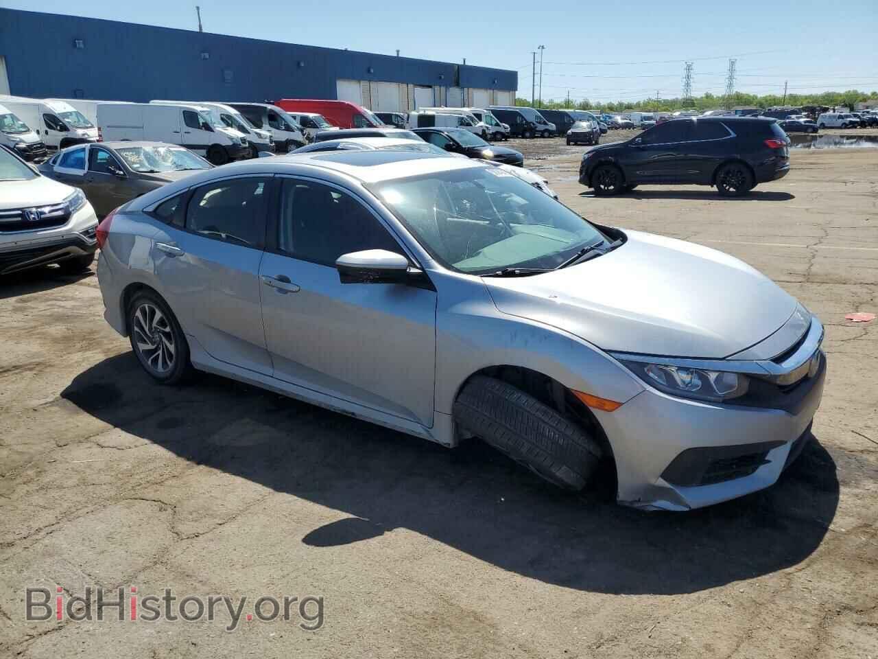 2017 HONDA CIVIC - VIN: 19XFC2F77HE052231 - Фото 4