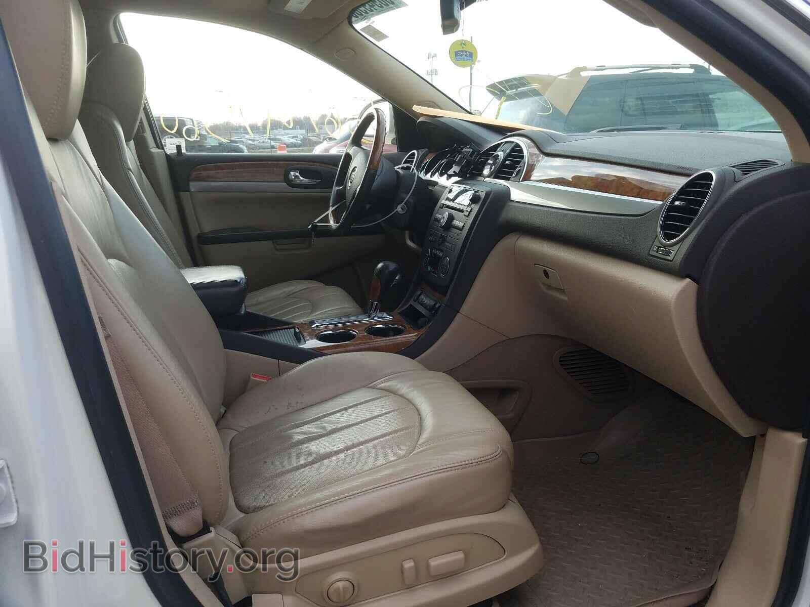 2011 BUICK ENCLAVE - VIN: 5GAKRCED5BJ275907 - Фото 5