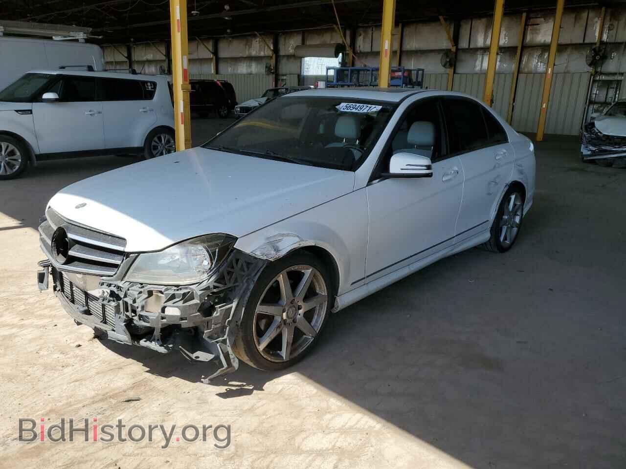 Photo WDDGF4HB4EG241185 - MERCEDES-BENZ C-CLASS 2014