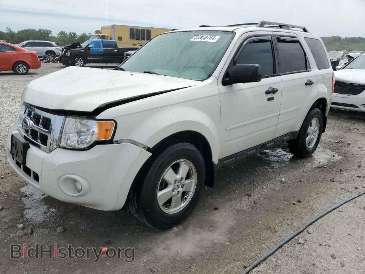 Фотография 1FMCU0DG8CKC43973 - FORD ESCAPE 2012